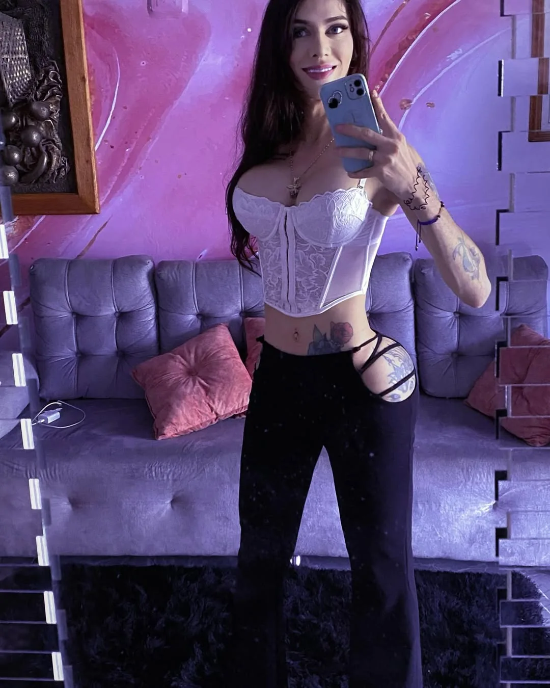 Ylva escort 